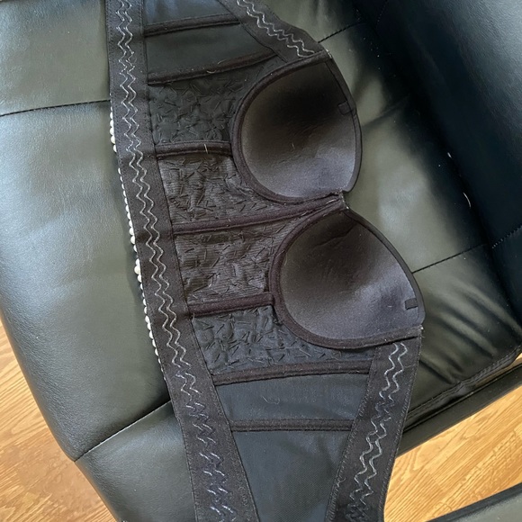 Strapless jeweled top - Picture 3 of 6